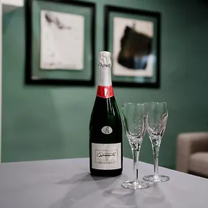 https://maisonette-by-house-of-travelers.it-lombardy.com