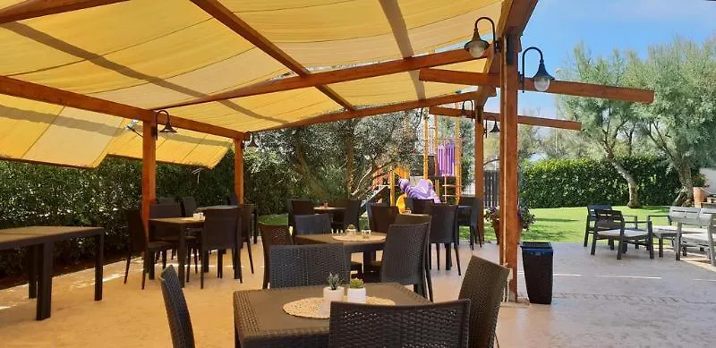 ***  Hotel Corallo Fregenae İtalya
