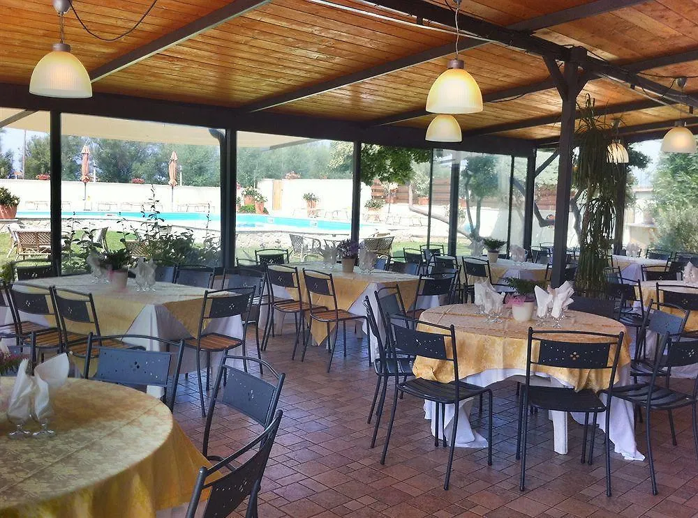 Hotel Corallo Fregenae 3*,  İtalya