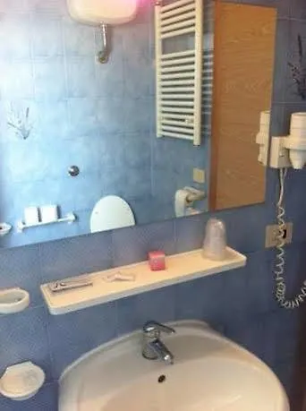 Hotel Corallo Fregenae 3*,